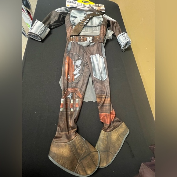 HALLOWEEN COSTUME STAR WARS “THE MANDALORIAN” CHILD SIZE SMALL 5-6 - Picture 7 of 11